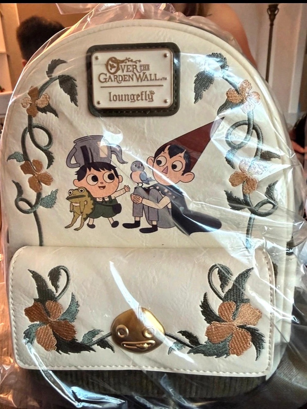 Loungefly NWTOver the Garden Wall Backpack Embroidered Character Design Like New